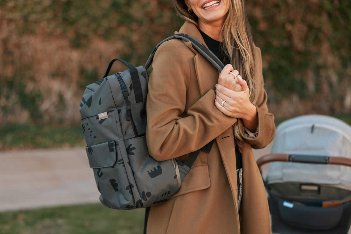 Red Rovr® Roo Backpack