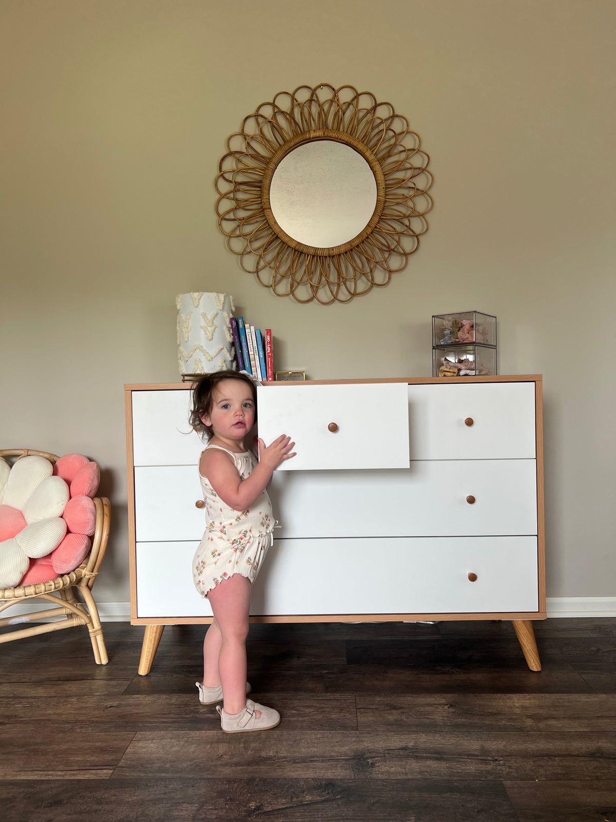 dadada Baby Austin 3-Drawer Dresser