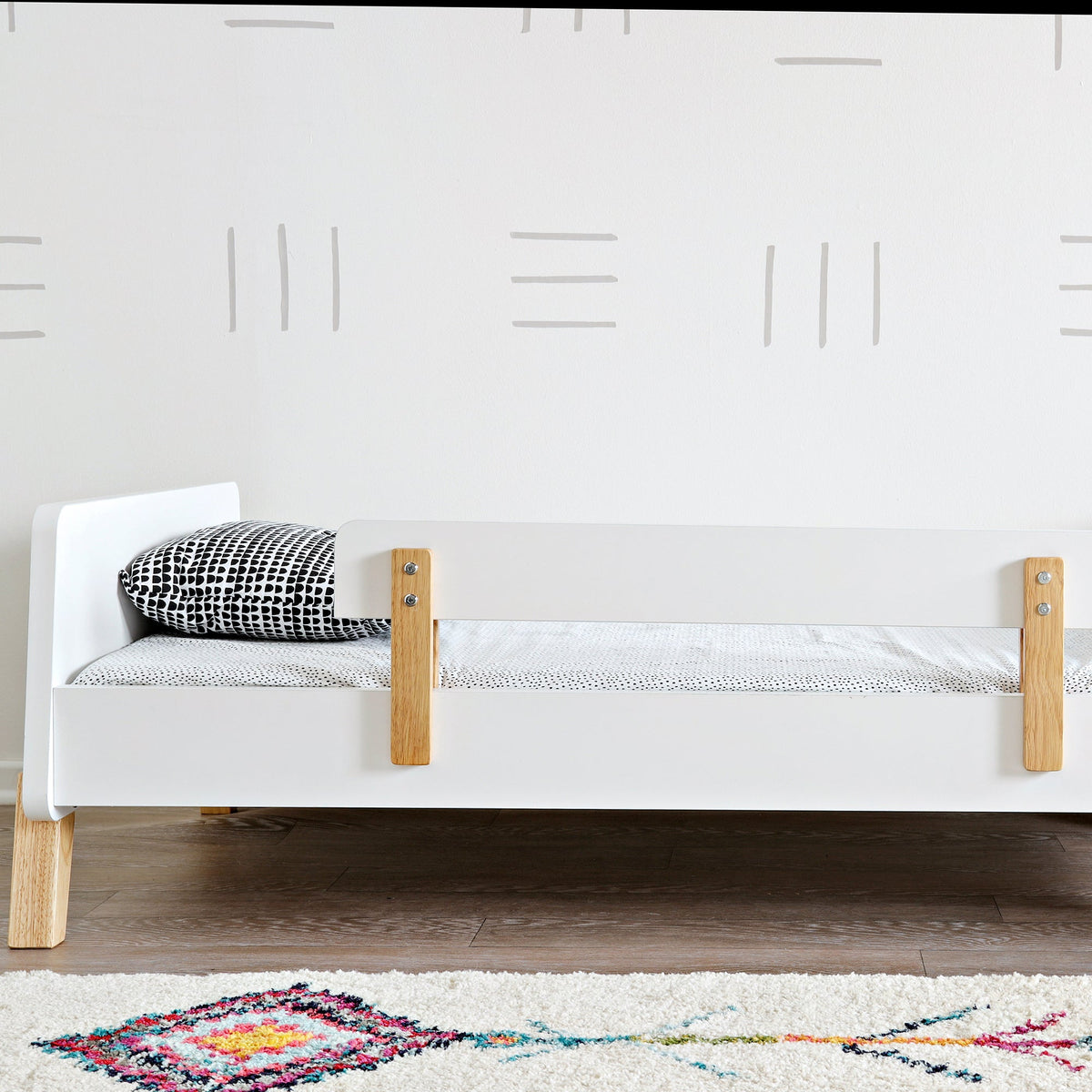 dadada Baby Muse Toddler Bed