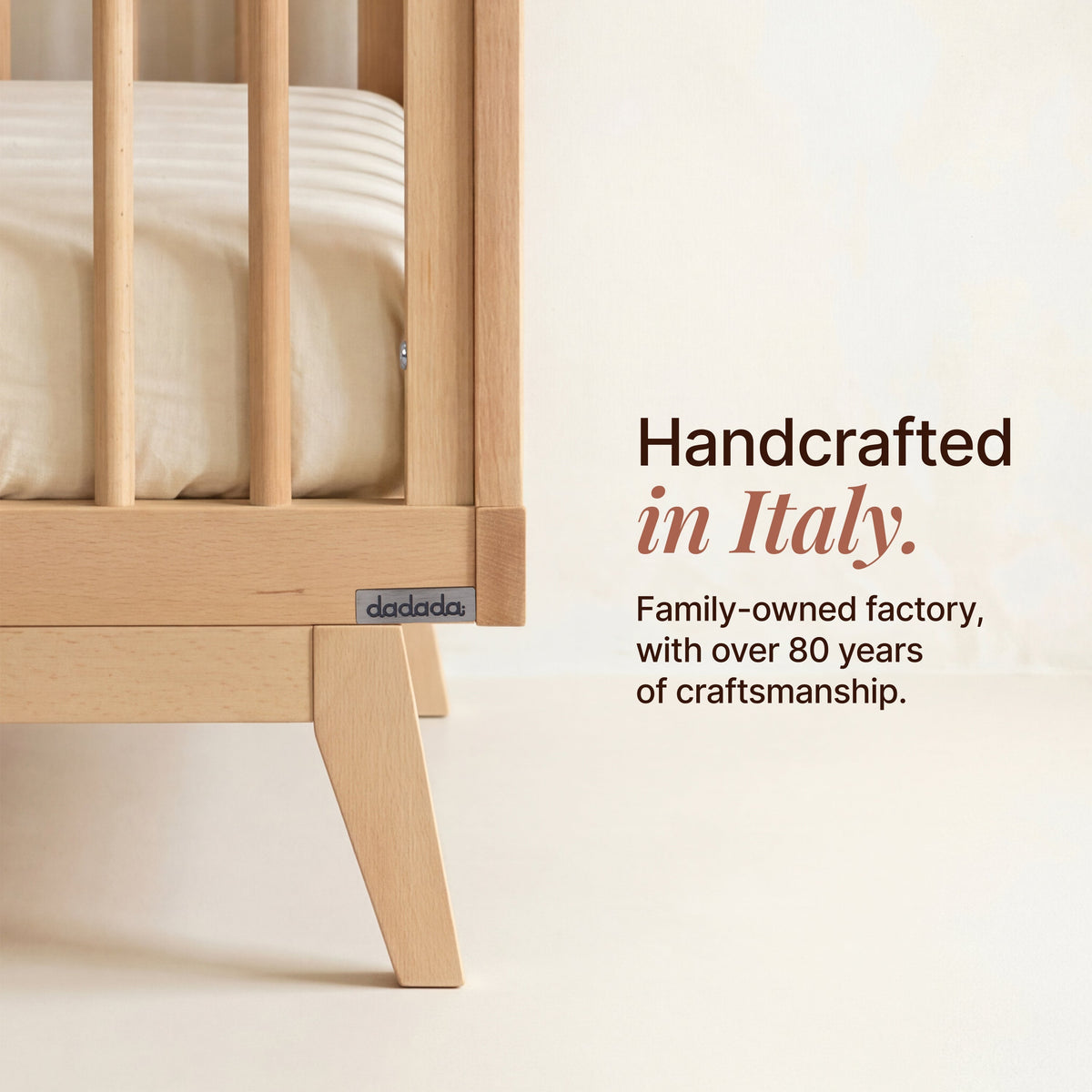 dadada Baby Soho 3-in-1 Convertible Crib