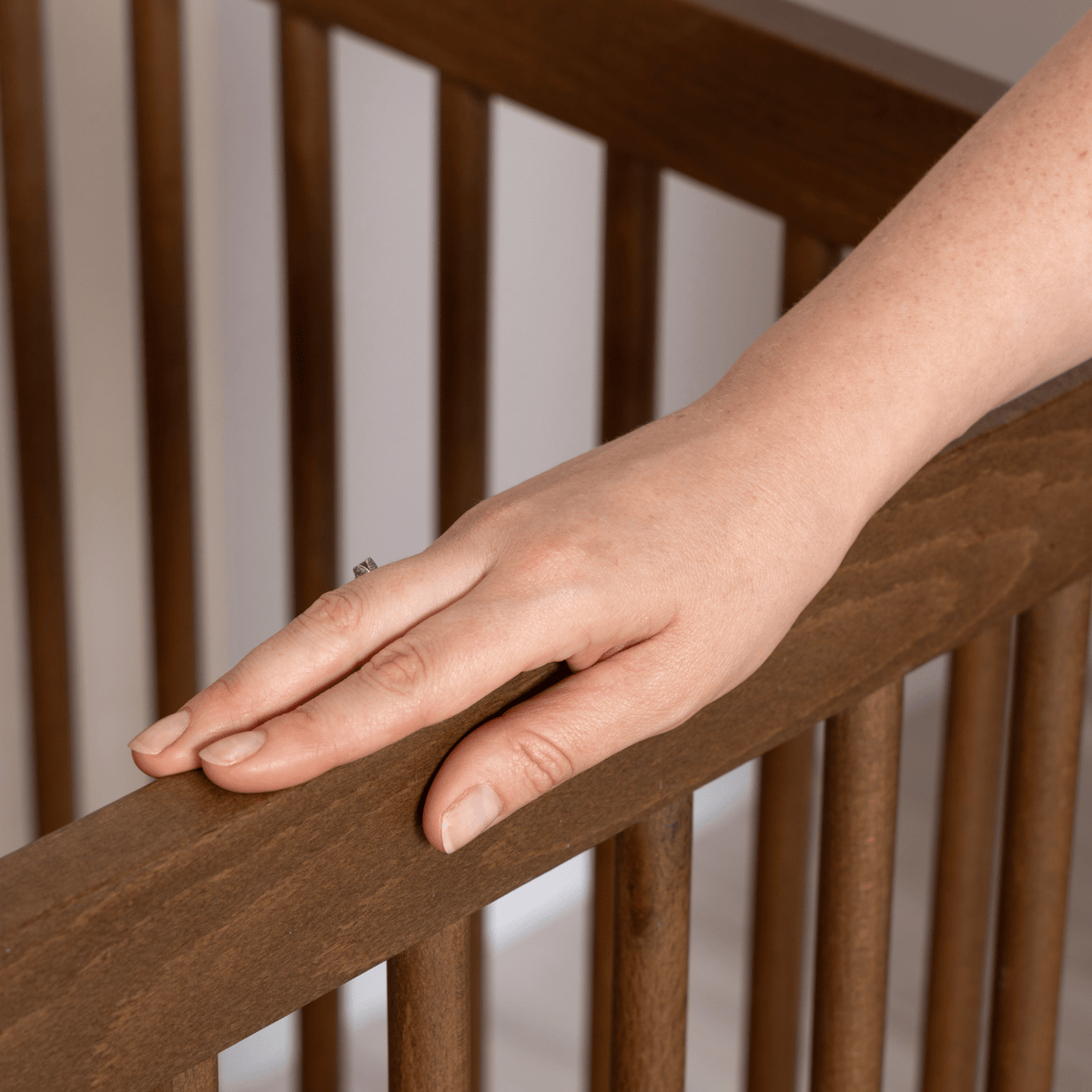 dadada Baby Soho 3-in-1 Convertible Crib