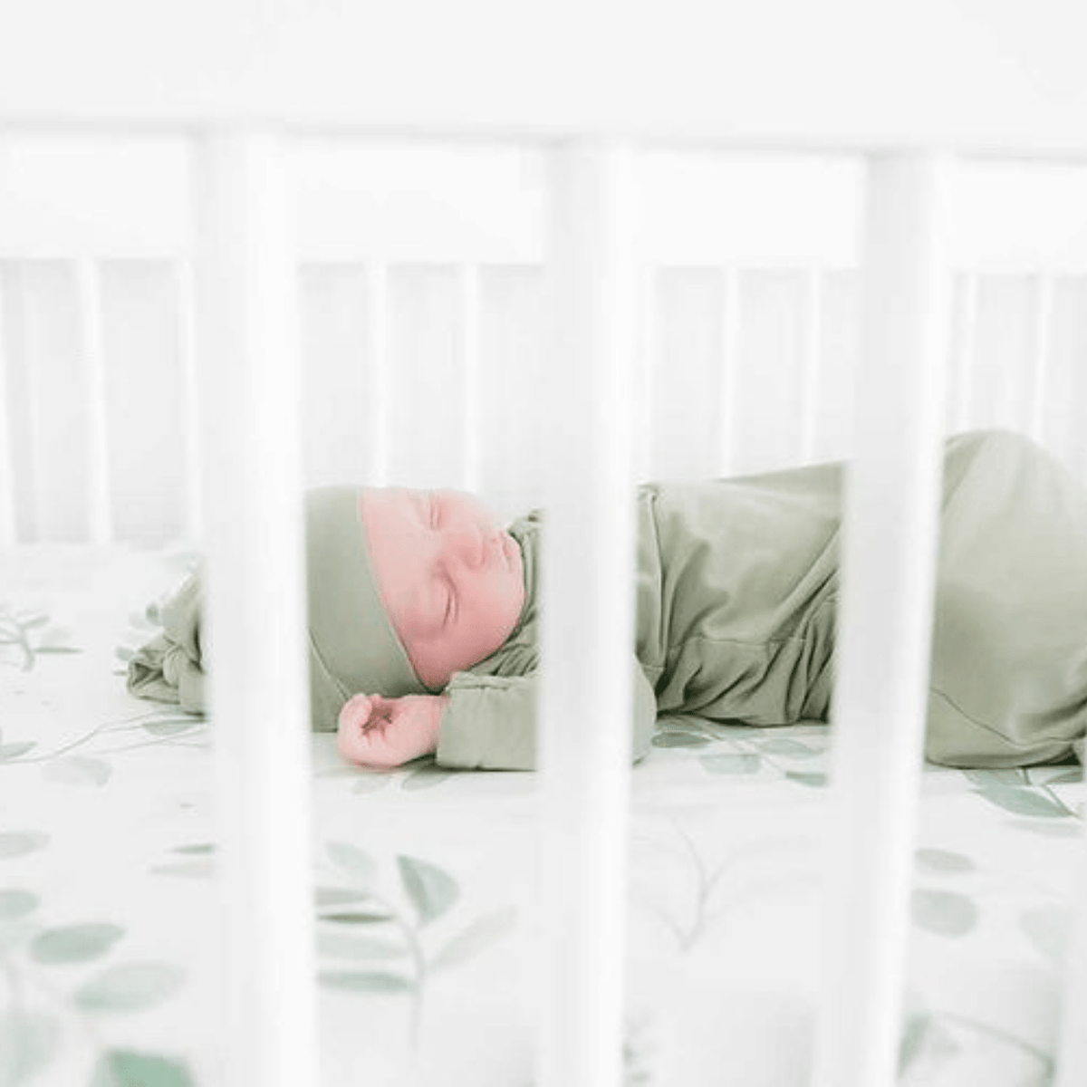 dadada Baby Soho 3-in-1 Convertible Crib