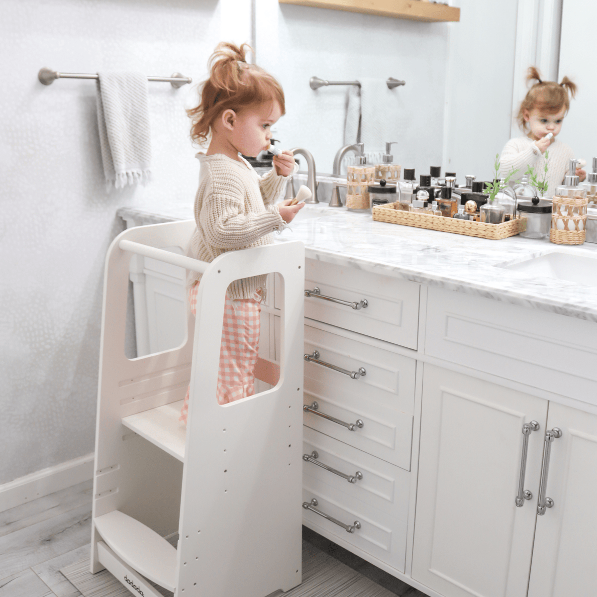 dadada Baby Toddler Tower